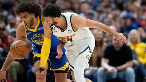 Murray scores 26, Nuggets hold off Warriors 112-110